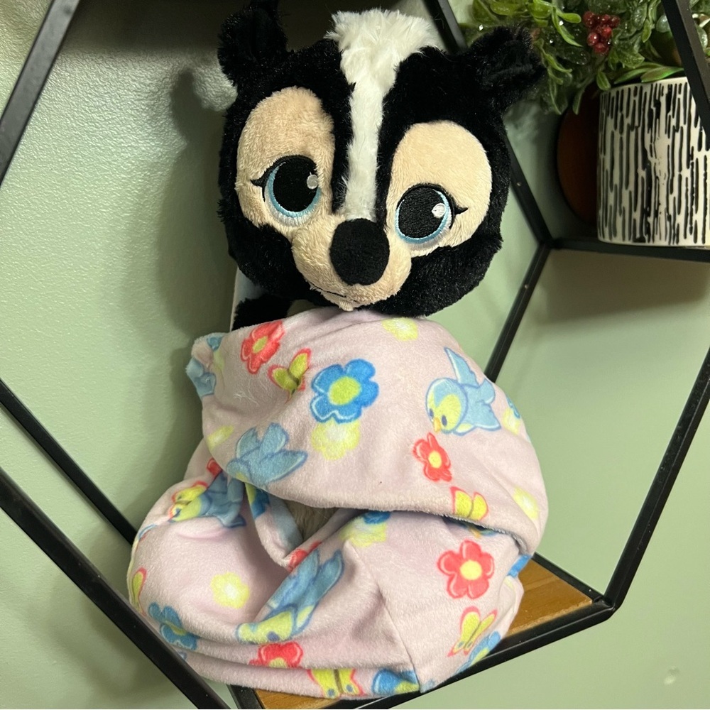Disney Babies Flower the Skunk in Blanket‎ Pouch Bambi Plush Like New
